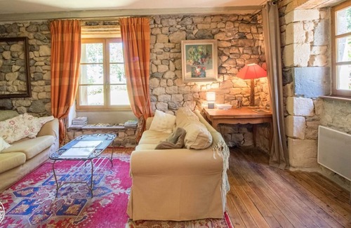 Saint-Sauves-d'Auvergne House | Le Moulin du Planchat