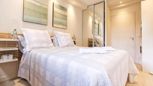 16th Arrondissement Apartment | Le Mozart - Élégant, calme, balcon