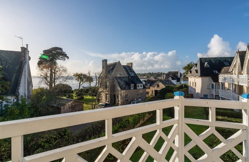 Benodet Apartment | Le Nautic - Two Bedroom Apartment, Sleeps 5