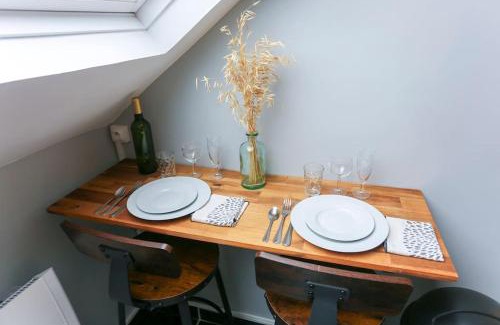 Sainte-Anne - Faubourg Noyon Apartment | Le Nid d Amiens 2 pers 8 min Centre ville & gare
