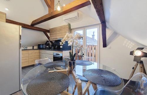 Bernardswiller Apartment | Le NID DE CIGOGNE - Calme - Neuf - CLIMATISATION - Haut de gamme - Dernier étage