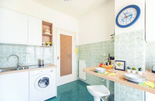 Sanremo Apartment | Le Orchidee 14 con vista mare by Wonderful Italy