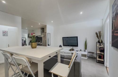 Secteur 2 Apartment | Le Palais - Hypercentre