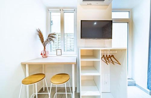 Charpennes - Charmettes Apartment | "Le Pampa" Joli T1 25m2 Clim Terrasse Prox Gare Métro Tram