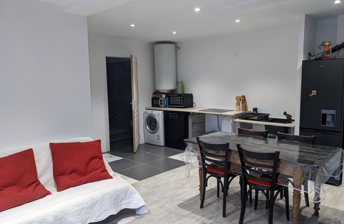 La Couronne Apartment | Le Panier - les Instants Charline