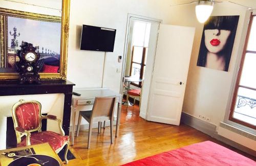 7th Arrondissement Hotel | Le Pavillon Hotel
