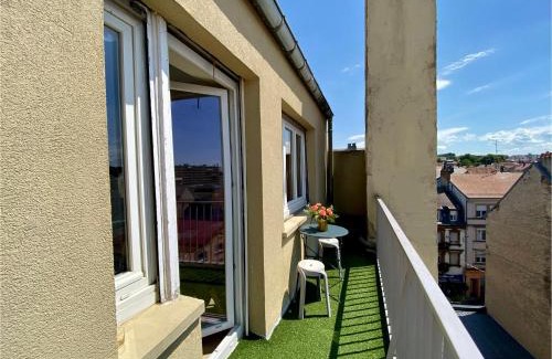 Sarrebourg Apartment | Le Perchoir-WIFI-Face à la Gare-Terrasses-Proche tous commerces