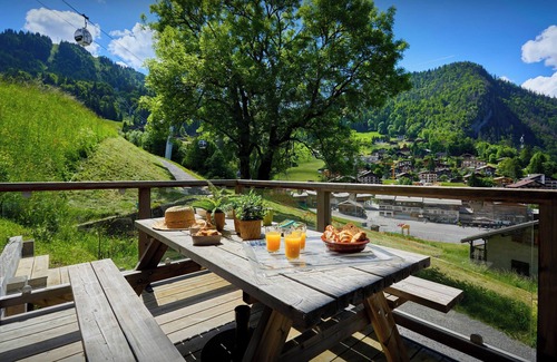 La Clusaz Apartment | Le Petit Capricia - Aravis mountain stay for 8 - OVO Network
