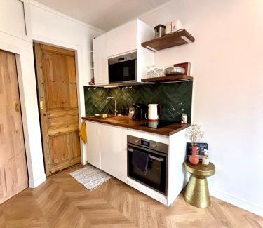 Talence Apartment | Le Petit Chai - Studio tout equipé au calme proche universités et transports