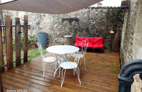 Pays-de-Belves Apartment | Le Petit Chapître