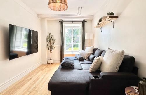 Quartier 5-4 Apartment | Le petit d'Antan Parking 10 min from the center