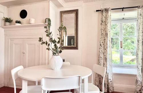 Quartier 5-4 Apartment | Le petit d'Antan Parking 10 min from the center
