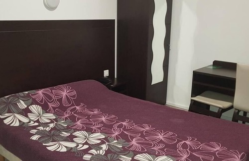 Varennes-sur-Seine Hotel | Le Petit Fossard