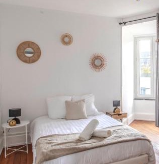 Poincare - Foch - Anatole France - Croix de Bourgogne Apartment | Le Petit Marbre - 10 min à pied de la gare de Nancy