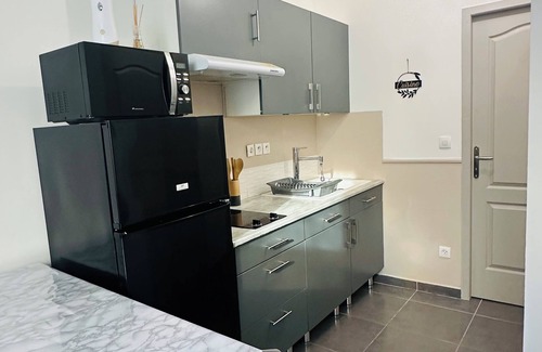 Narbonne Apartment | Le petit Narbonnais historical center 4 min walk from train station