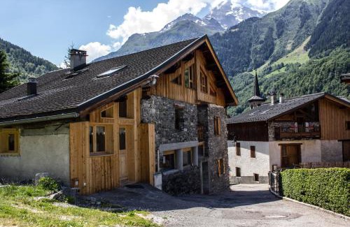 Sainte-Foy-Tarentaise Ski Chalet | Le petit Saint Bernard