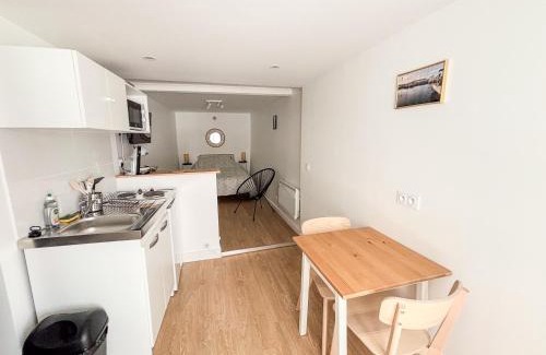 Bouzigues Apartment | Le Petit Thau - Studio - Wifi