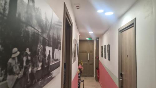 Jean-Medecin Hotel | Le Petit Trianon et le Charme des Suites