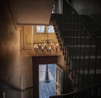 Jean-Medecin Hotel | Le Petit Trianon et le Charme des Suites