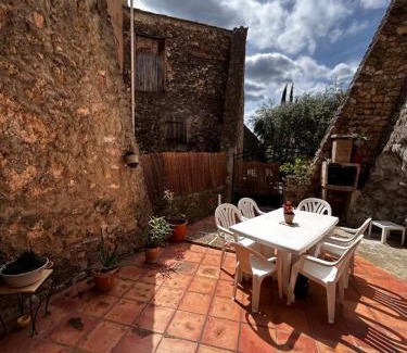 Villecroze Apartment | Le petit Villecrozien