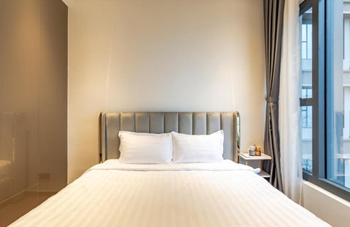 Da Kao Apartment | Le Places The Luxury MarQ Saigon Apartment