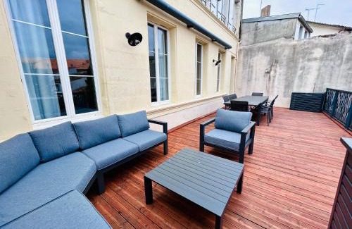 Rochefort Apartment | Le République - Logements avec jardin situés en plein cœur de ville et proche des thermes