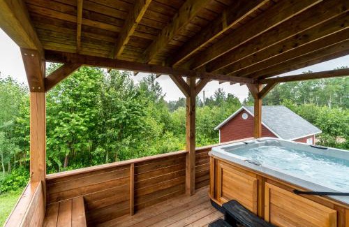 Petite-Riviere-Saint-Francois Ski Chalet | Le Relais de la Martine