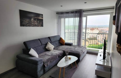 Chalon-sur-Saone Apartment | Le reflets gris