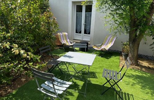 Lourmarin House | Le refuge des oiseaux