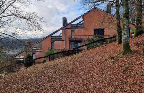Vresse-sur-Semois Apartment | Le Rouge Gorge Curieux