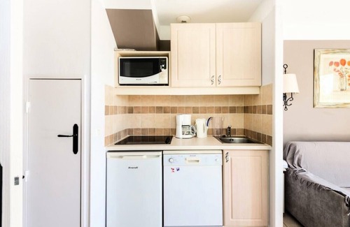 Rouret House | Le Rouret houses - maeva Home - Budget House 1 bedroom (5 people)