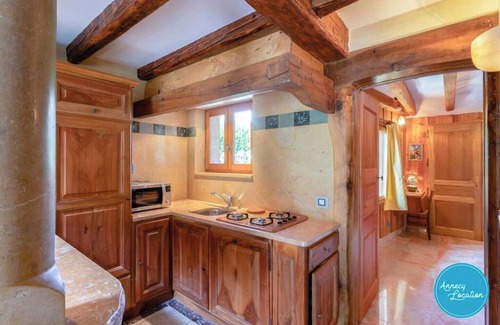 Talloires-Montmin House | Le Rutil - House between Lake and Mountains.
