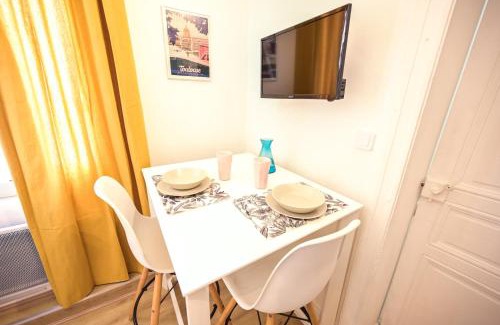 Saint-Georges Apartment | Le Saint-Georges : Studio toulousain typique