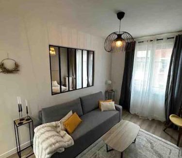 Saint-Mande Apartment | Le Saint-Mandé Élégant et Pratique, Métro 1 à Deux Pas