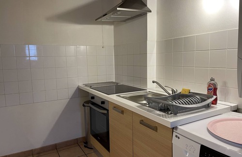 Auxerre Apartment | Le Saint-Nicolas-Apartment-Signature-Ensuite-City view