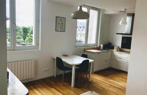 Chalons-en-Champagne Apartment | Le seize - parking privé
