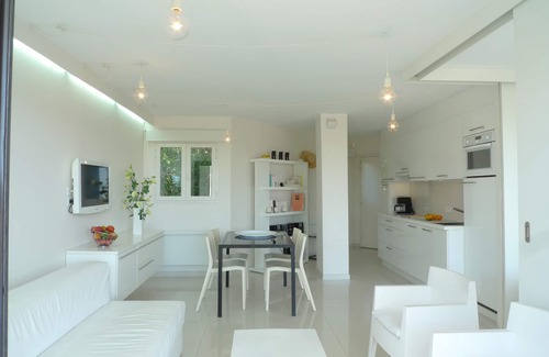 Villefranche-sur-Mer Apartment | 🌅LE SOLEIL DU RUBÉ, APARTEMENT HORS DU COMMUN, VUES MER, A 2 PAS DES VAGUES