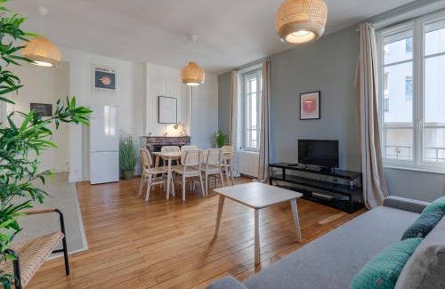 Charpennes - Charmettes Apartment | Le Spacieux , 7 personnes, 6 lits, PARKING, proche LYON PARTDIEU