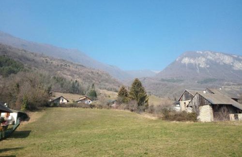 Saint-Jean-de-la-Porte Bed & Breakfast | Le St Jean Bis