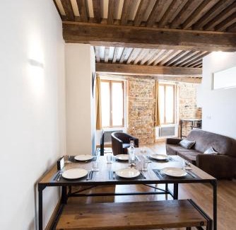 Gorge de Loup Apartment | Le St Pierre - Style et Caractère à 10min du Vieux Lyon