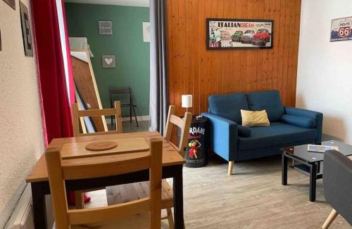 Dol-de-Bretagne Apartment | Le studio dolois