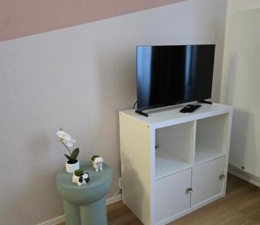 Bussy-Saint-Georges Apartment | Le Studio Pastel