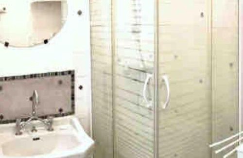Republique Apartment | LE THERMALE 82 - Proche Thermes - Centre - Locavichy