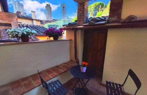 San Gimignano City Centre Apartment | Le Torri 2 San Gimignano Apartments