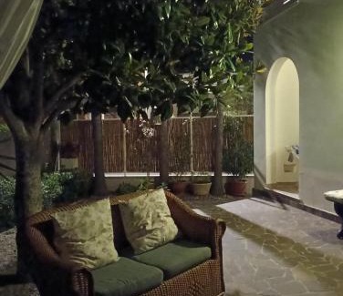 Aradeo Bed & Breakfast | Le Vallonee B&B