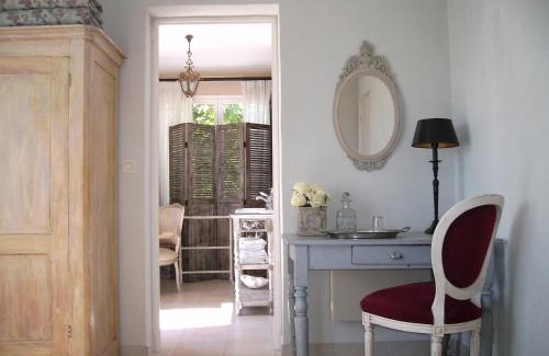 Mormoiron Bed & Breakfast | "Le Vent d'Étoile" B&B and Guesthouses