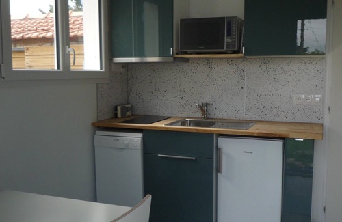 Noirmoutier-en-l'Ile House | LE VIEIL: House 4 people entirely redone to 50 meters of the sea