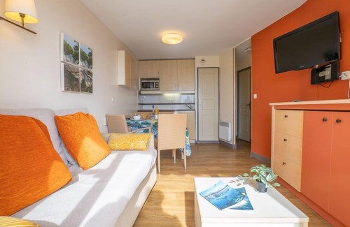 Cap Esterel Apartment | Le Village (C4 008) by Interhome