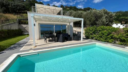 Bonifati Villa | Le Villette