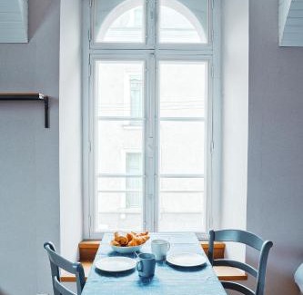 Laval Apartment | LE WOODY - 700m Gare - Wifi